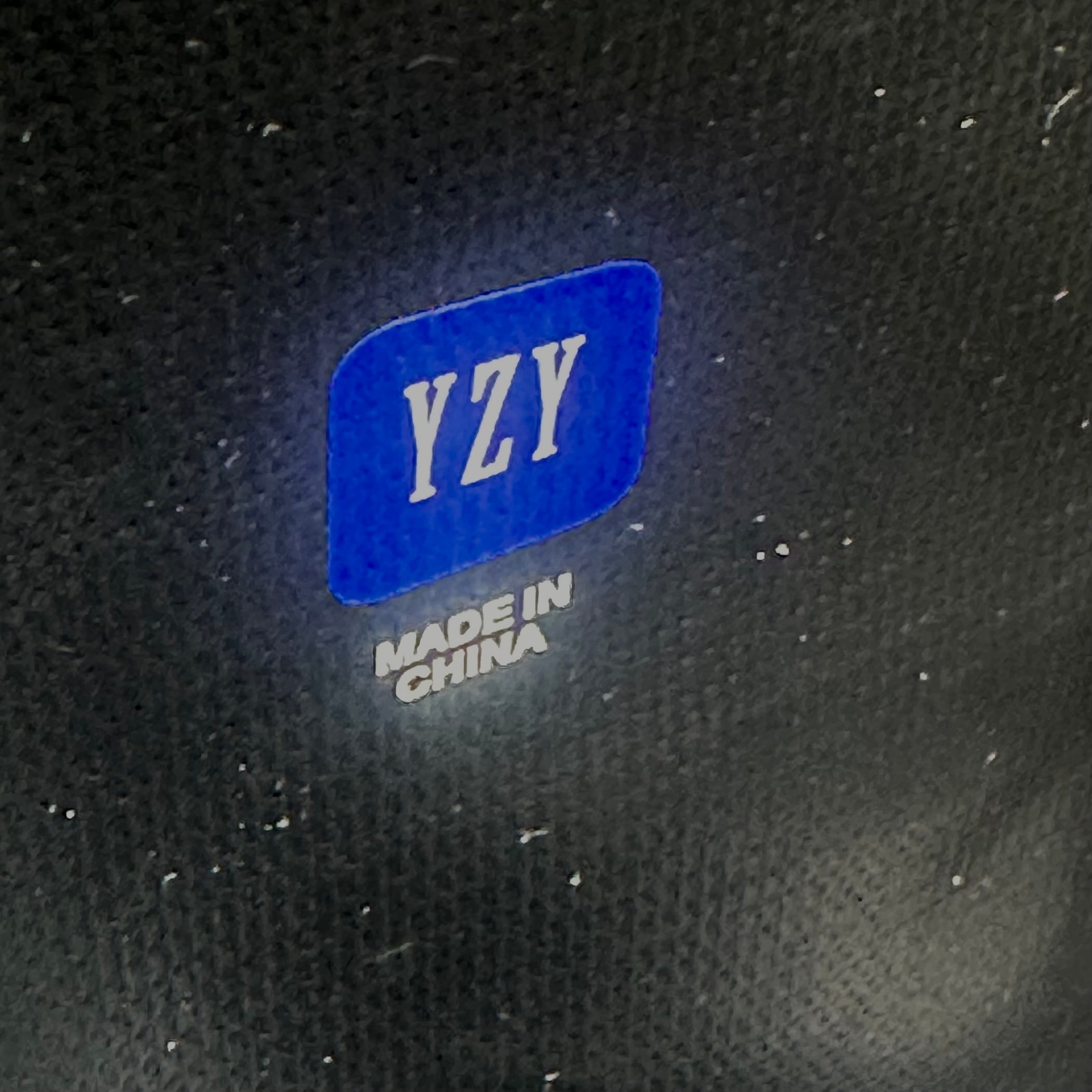 YZY GAP GAP バレンシアガ ドライバッグ