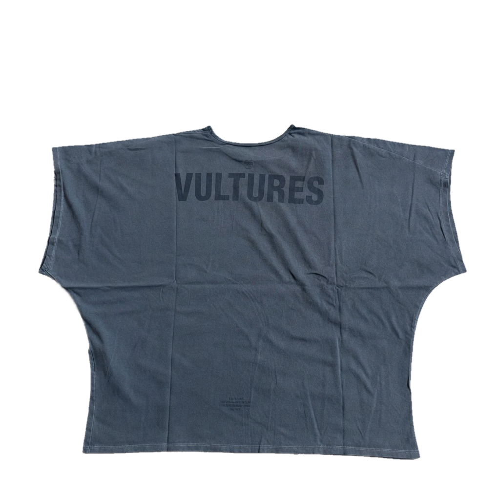 VULTURES KOREA TEE BLACK